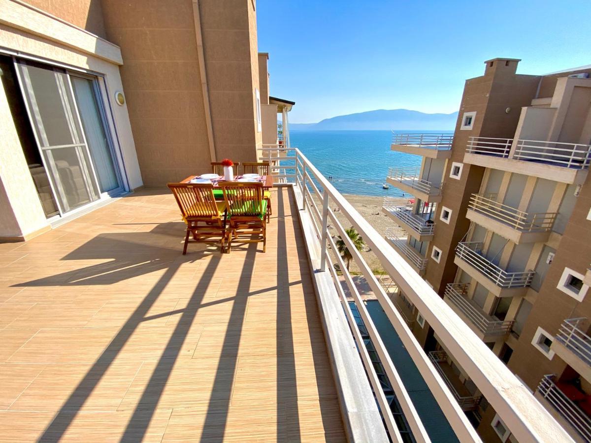 Eka Luxury Two-Bedroom Seaview Apartment Avlonya Dış mekan fotoğraf