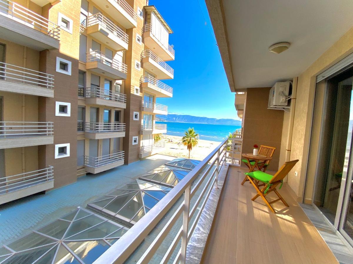 Eka Luxury Two-Bedroom Seaview Apartment Avlonya Dış mekan fotoğraf